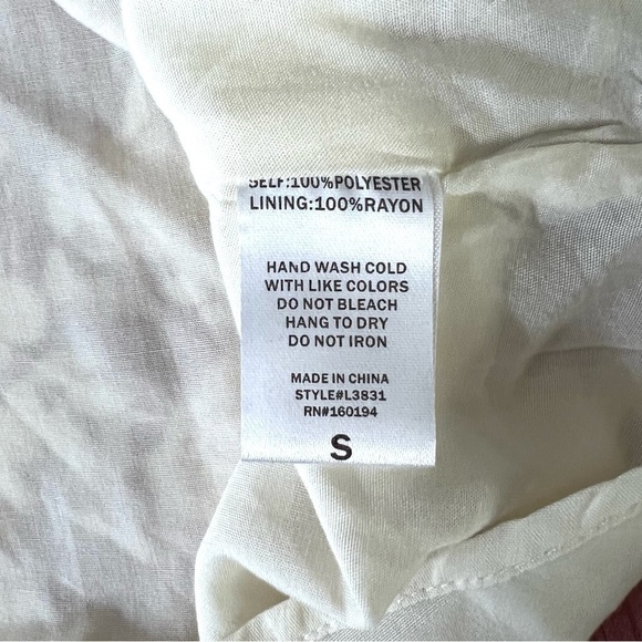 By Together Ruffle Long Sleeve Mini Dress Red and Cream Size Small New With Tags - Picture 8 of 8